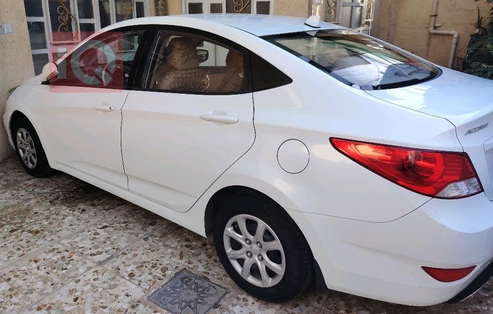 هیوندای ئەکسنت